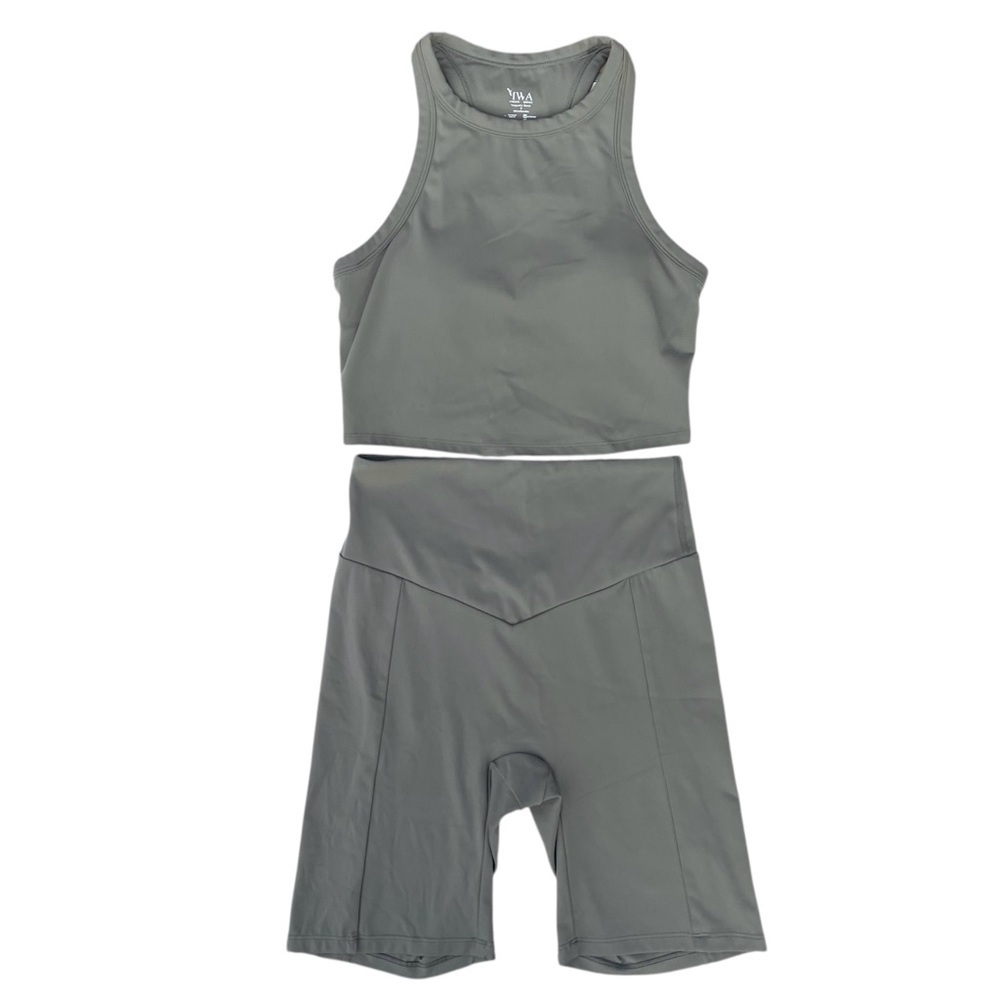 IWA Company activewear set high-neck crop top biker shorts sage green small